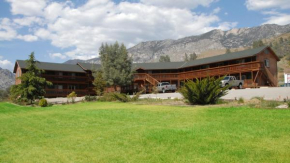 Corral Creek Lodge